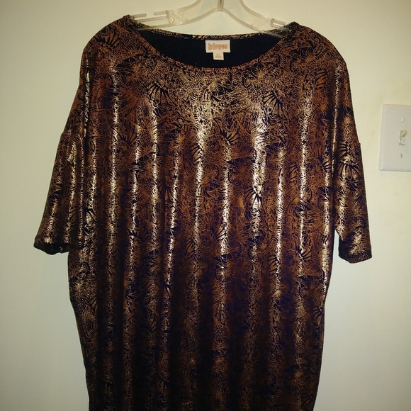 Top - Picture 3 of 4